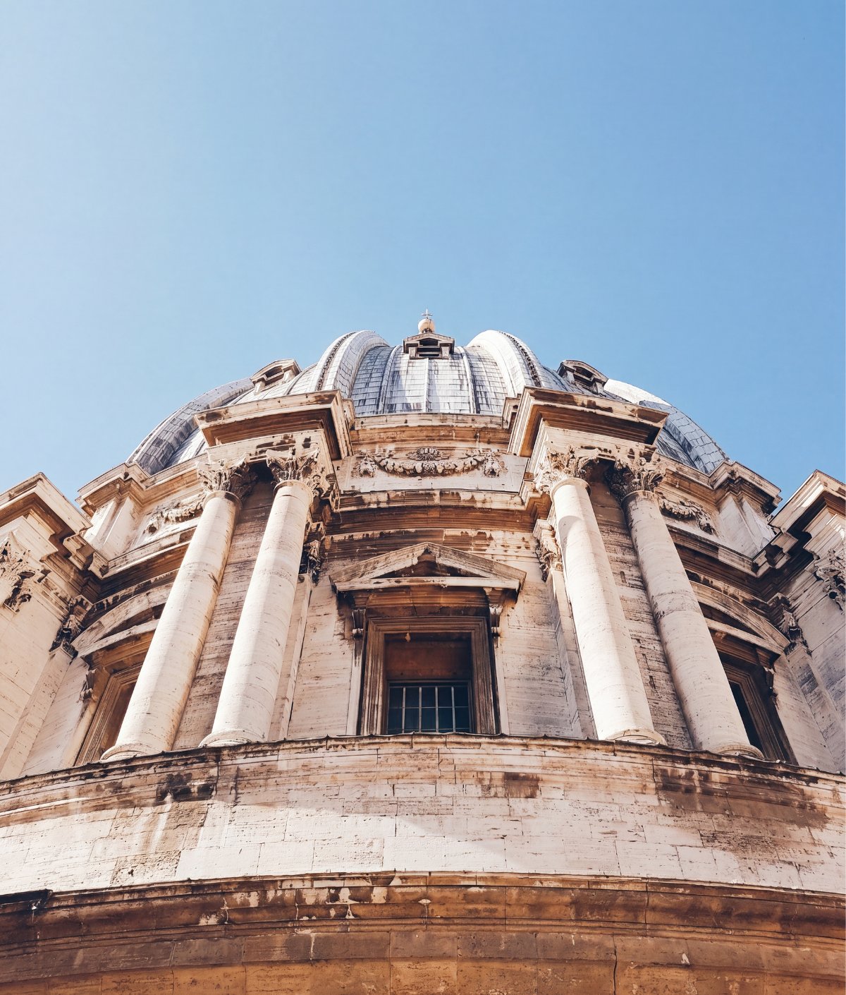 Friends exploring Rome together